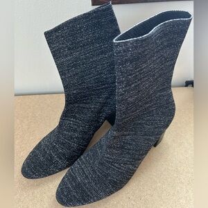 Jewel Badgley Mischka Glittery Black Boots